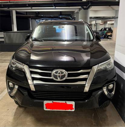 TOYOTA HILUX SW4 2.8 SRX 4X4 16V TURBO INTERCOOLER DIESEL 4P AUTOMÁTICO TOYOTA HILUX SW4 2.8 SRX 4X4 16V TURBO INTERCOOLER DIESEL 4P AUTOMÁTICO